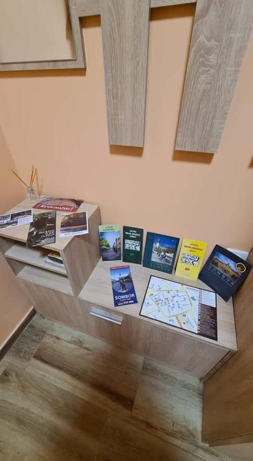 Ales Apartman Sombor Luaran gambar